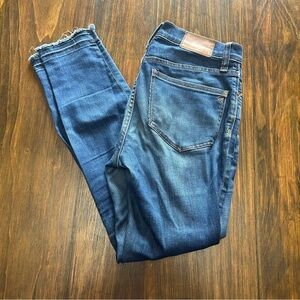 Madewell Roadtripper distressed women's jeans 25